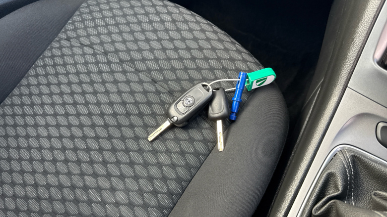 Vauxhall Astra 1.4T 16V 125 Design 5dr Petrol Hatchback